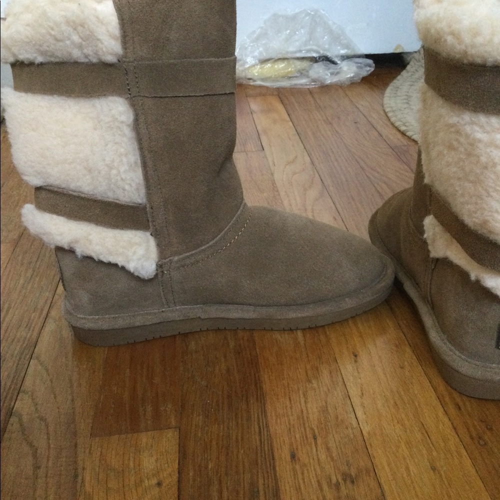 Bearpaw Tan Boots - image 6
